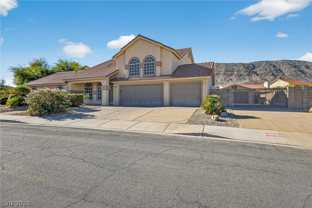 301 West Country Club Drive Henderson NV 89015