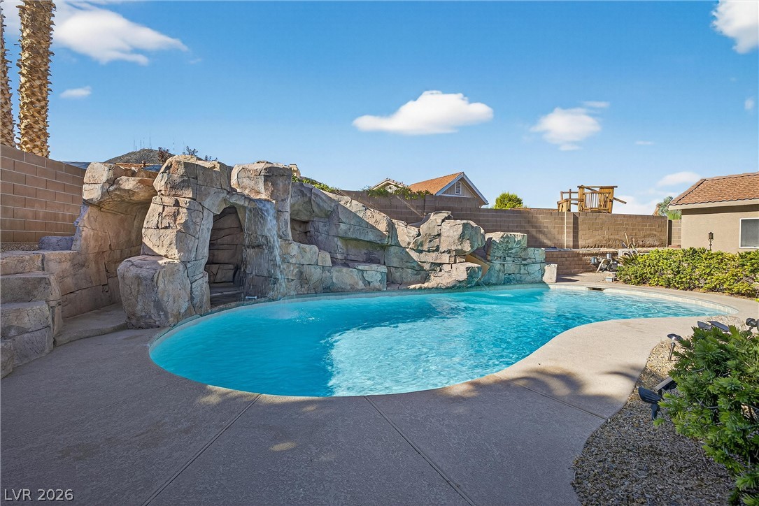 301 West Country Club Drive Henderson NV 89015