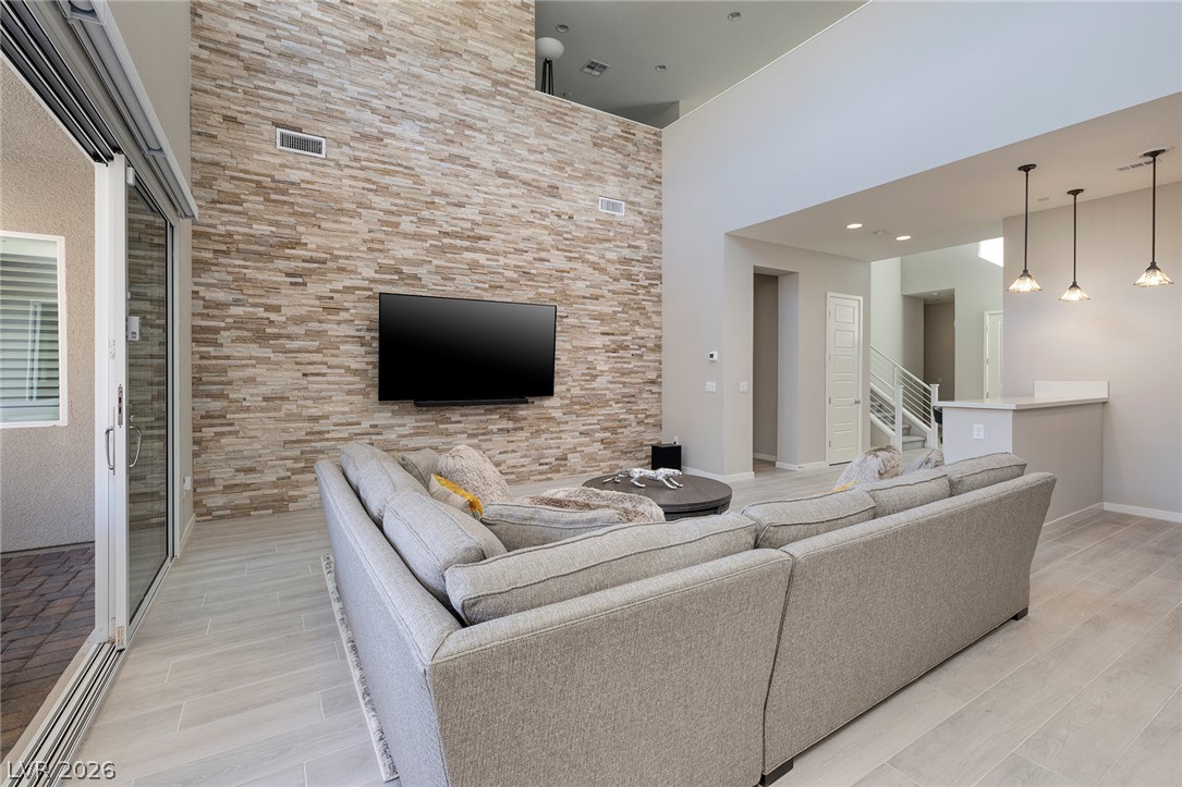 12 Hilltop Crest Street Henderson NV 89011