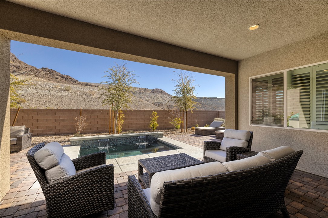 12 Hilltop Crest Street Henderson NV 89011