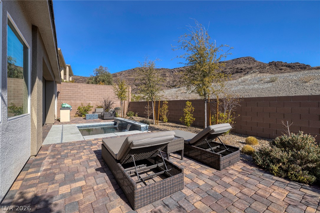 12 Hilltop Crest Street Henderson NV 89011