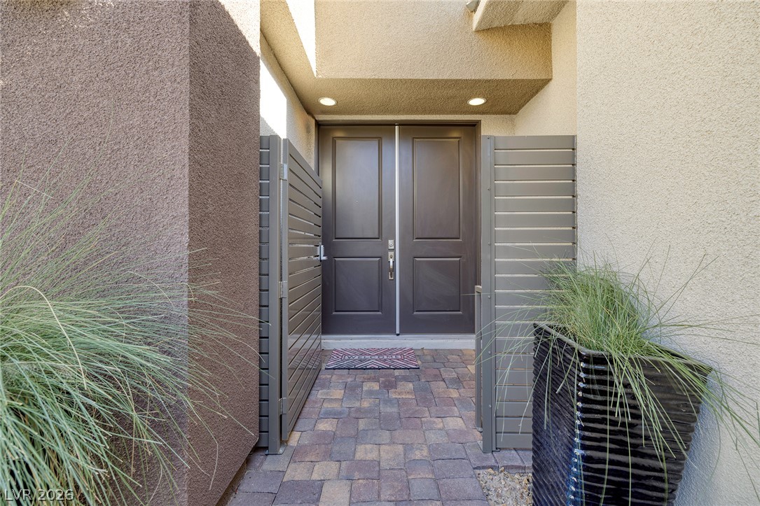 12 Hilltop Crest Street Henderson NV 89011