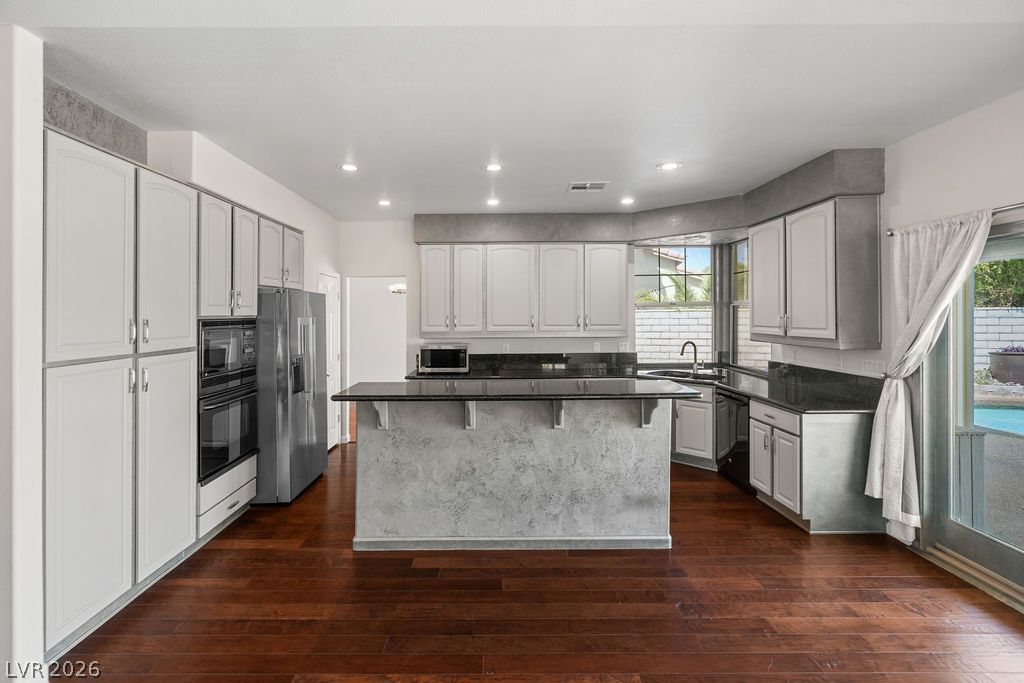 2504 Hacker Drive Henderson NV 89074