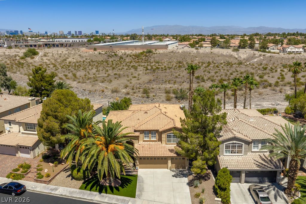2504 Hacker Drive Henderson NV 89074