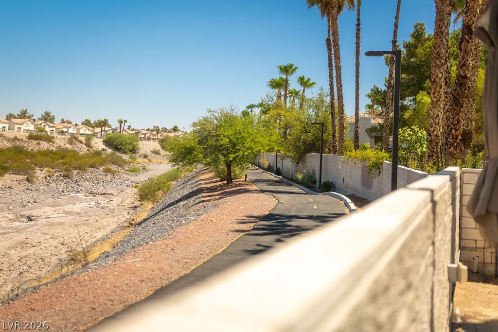 2504 Hacker Drive Henderson NV 89074