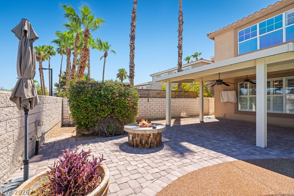 2504 Hacker Drive Henderson NV 89074