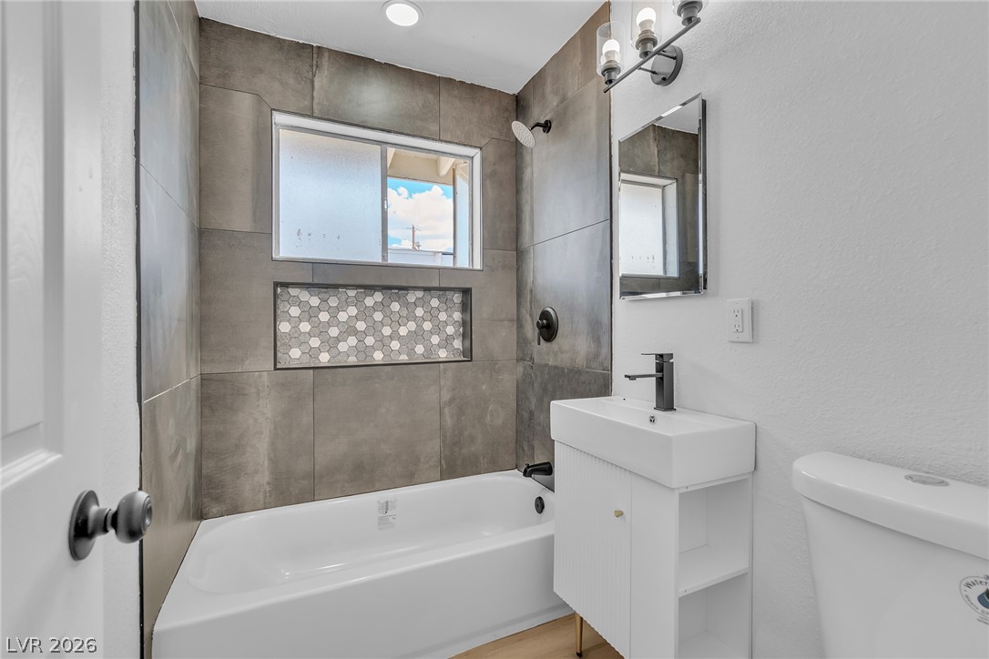1115 Arrowhead Avenue Las Vegas NV 89106