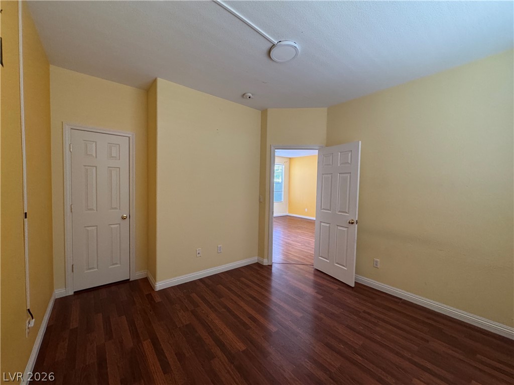 8986 Ellenbrook Street Las Vegas NV 89148