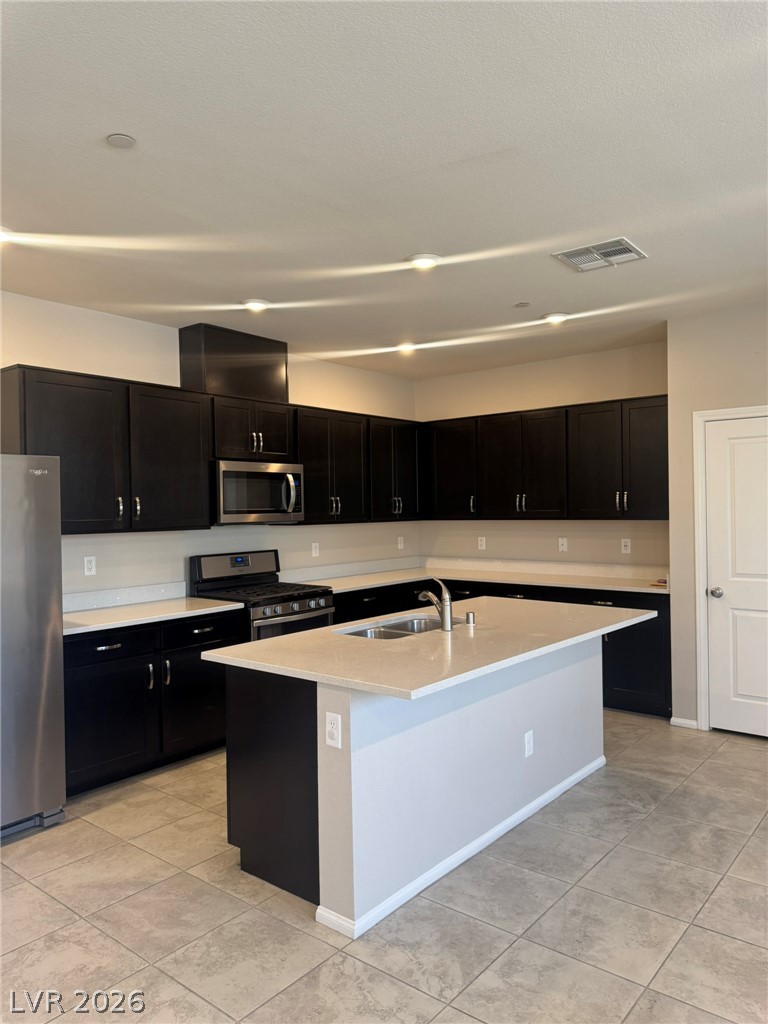 2853 Tanager Hill Street Henderson NV 89044