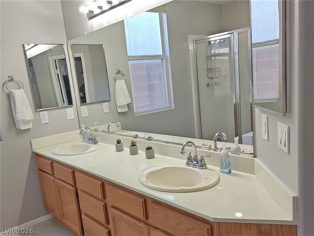 9522 Teton Vista Avenue Las Vegas NV 89117