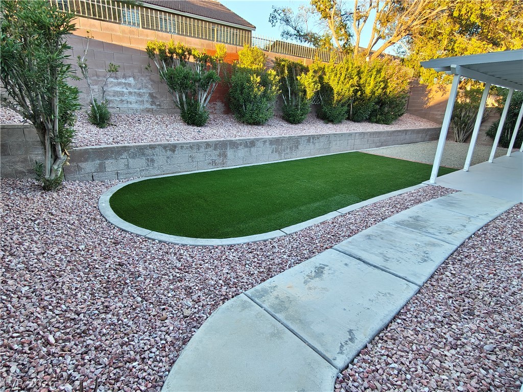 9522 Teton Vista Avenue Las Vegas NV 89117