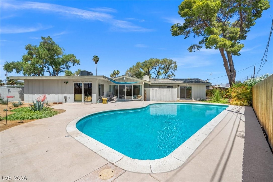1815 8th Place Las Vegas NV 89104