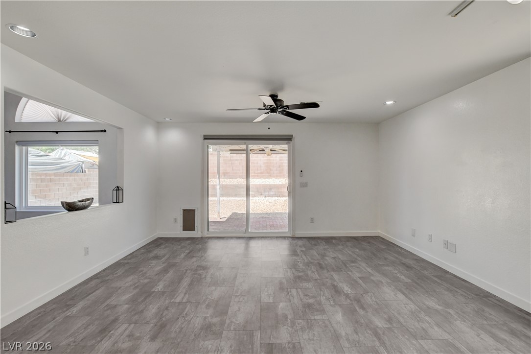 1837 Sierra Valley Way Las Vegas NV 89128
