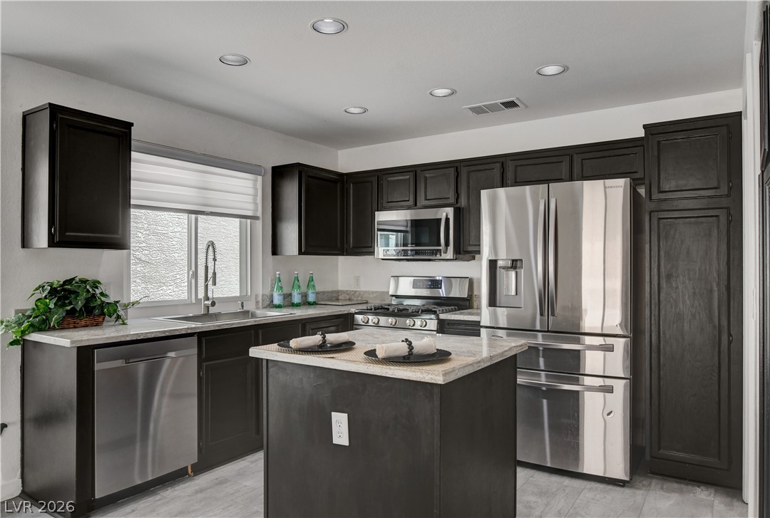 1837 Sierra Valley Way Las Vegas NV 89128