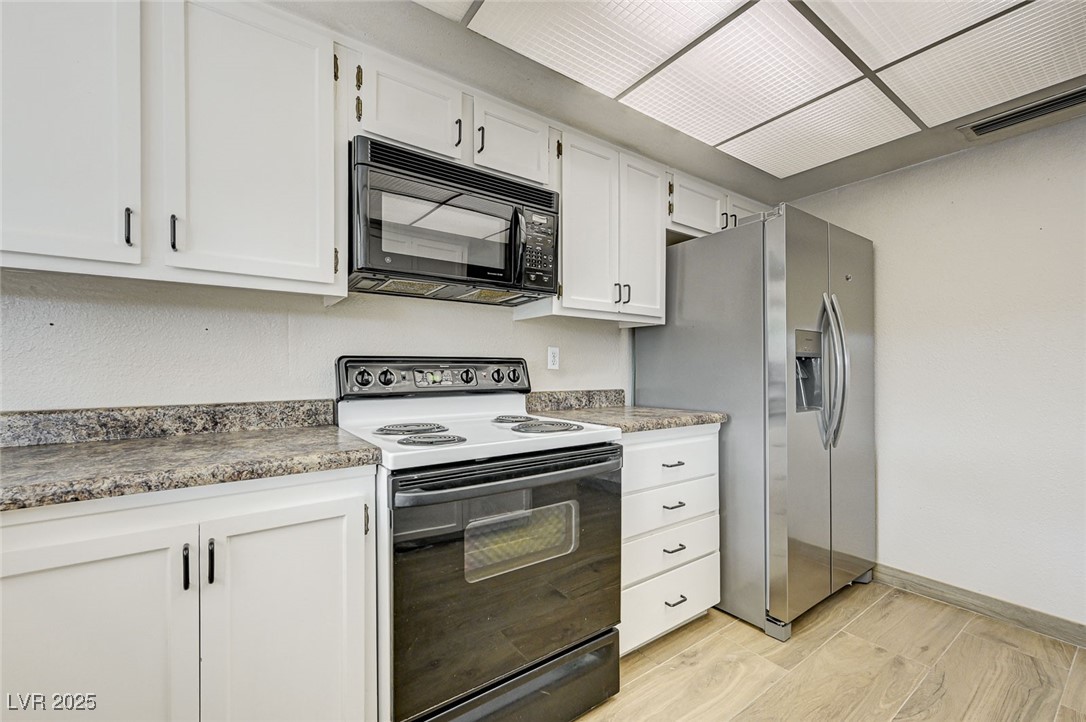 2475 Swan Lane Las Vegas NV 89121