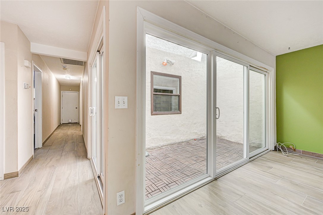 2475 Swan Lane Las Vegas NV 89121