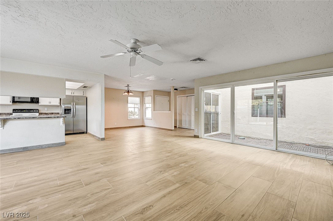 2475 Swan Lane Las Vegas NV 89121
