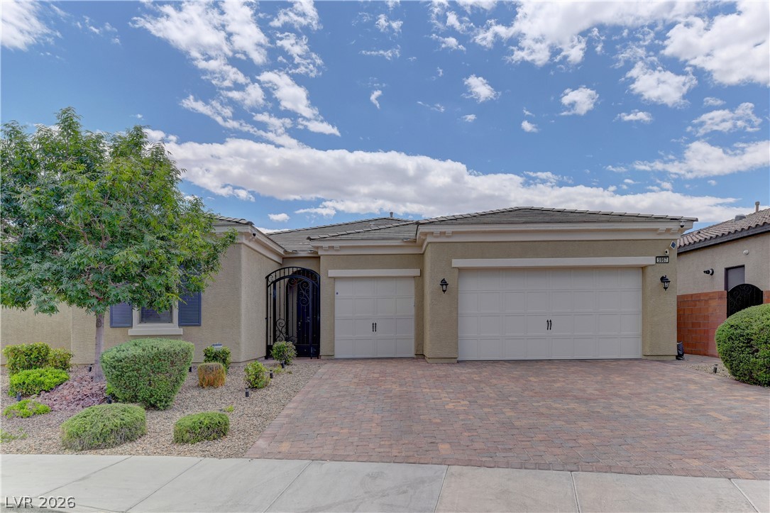 5967 Yellow Ridge Avenue Las Vegas NV 89131