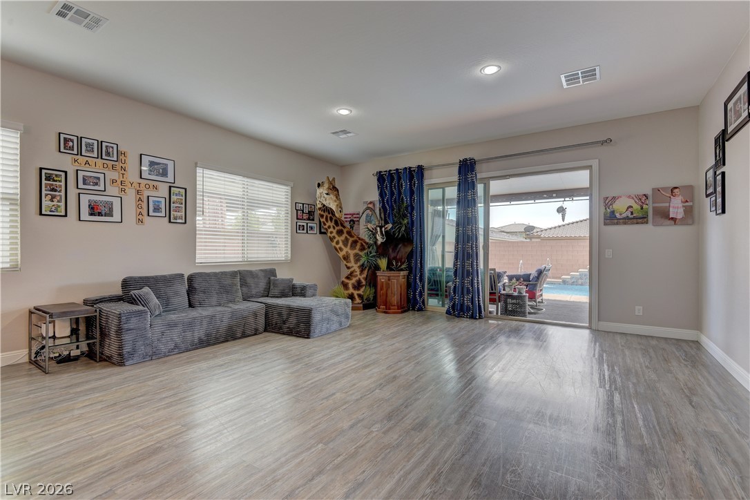 5967 Yellow Ridge Avenue Las Vegas NV 89131