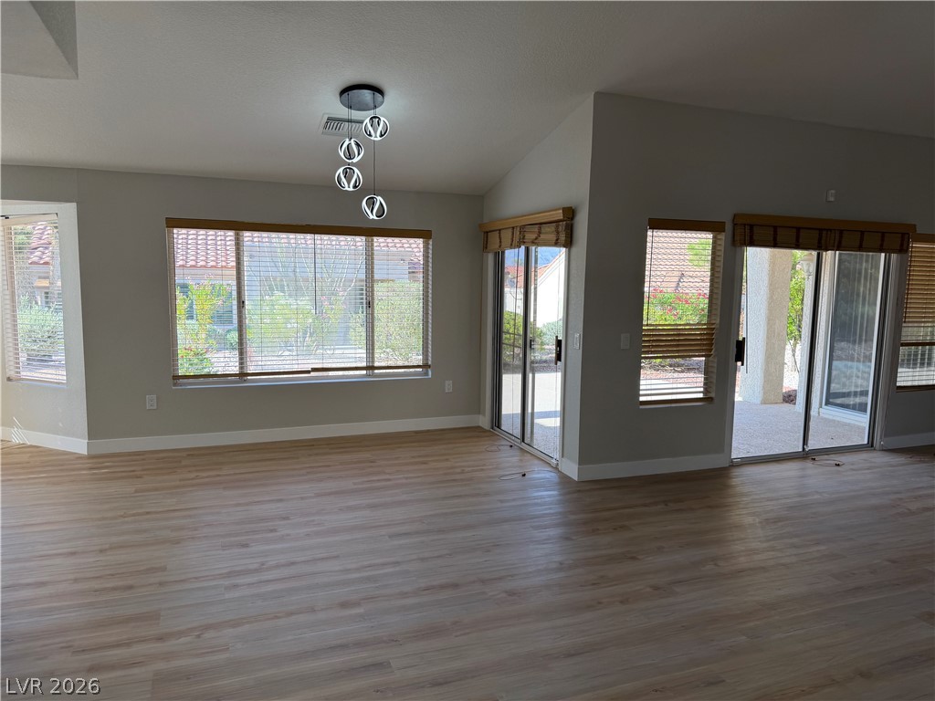 9048 Litchfield Avenue Las Vegas NV 89134