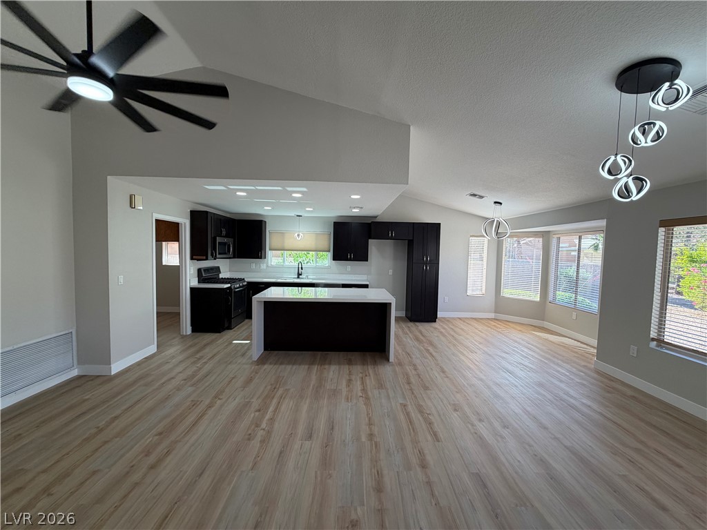 9048 Litchfield Avenue Las Vegas NV 89134