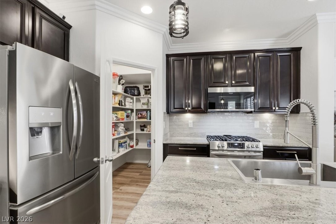 7659 Jasmine Falls Drive Las Vegas NV 89179