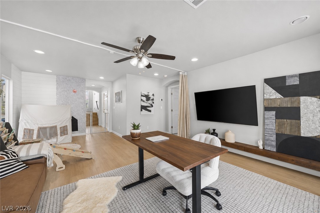 5752 Rolling Dale Avenue Las Vegas NV 89139