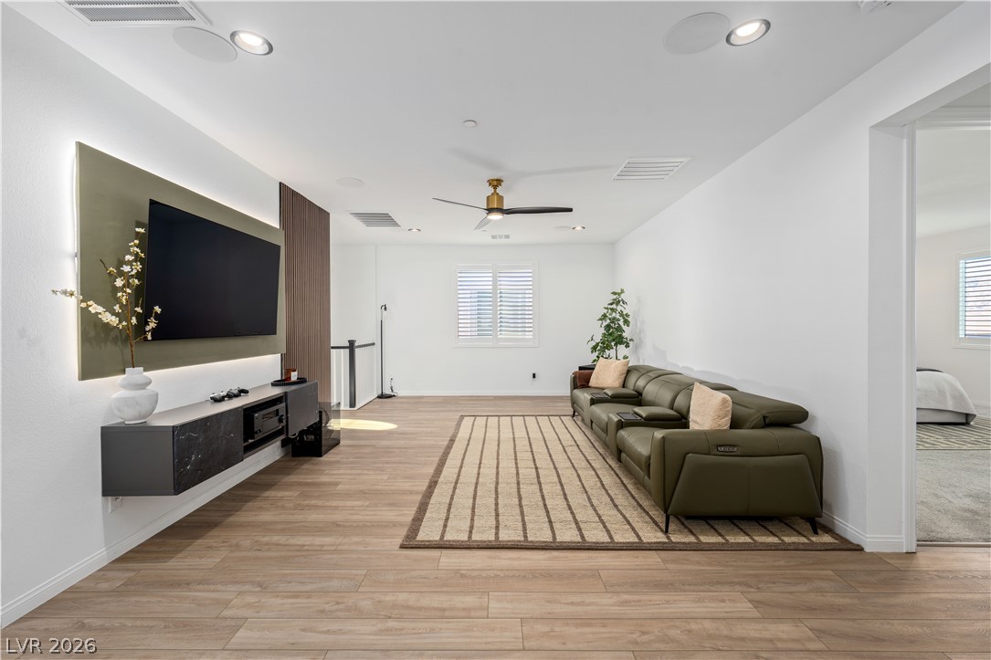 8836 Scalpay Street Las Vegas NV 89166