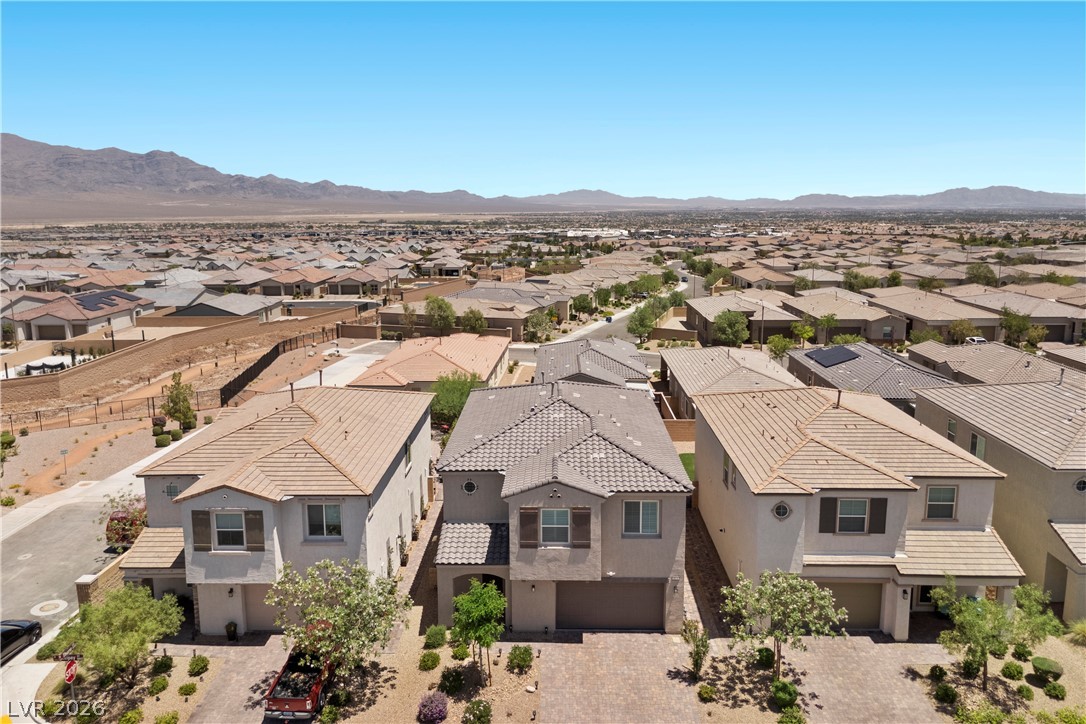 8836 Scalpay Street Las Vegas NV 89166