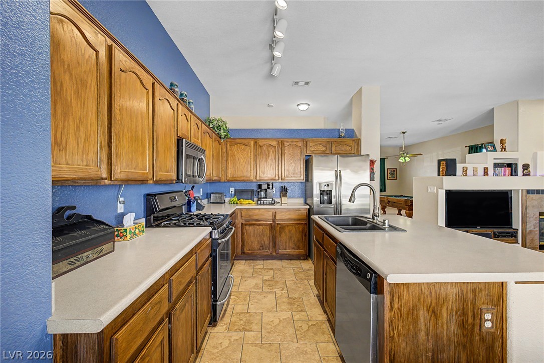 1104 Deshields Avenue Las Vegas NV 89123