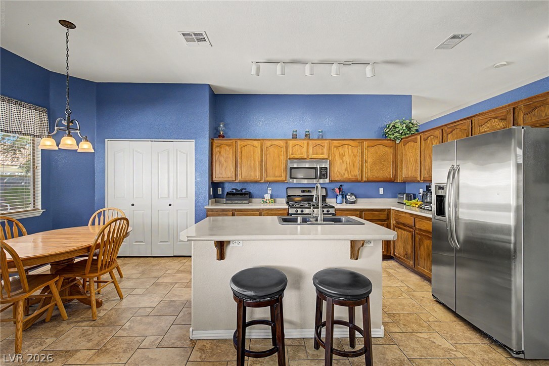 1104 Deshields Avenue Las Vegas NV 89123