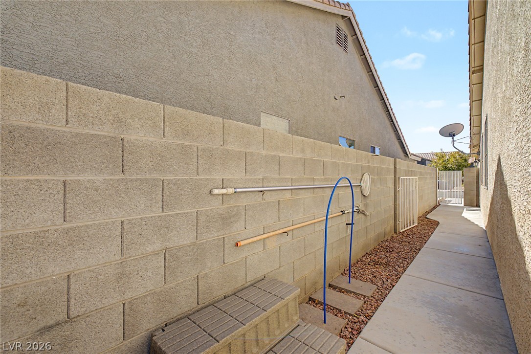 1104 Deshields Avenue Las Vegas NV 89123