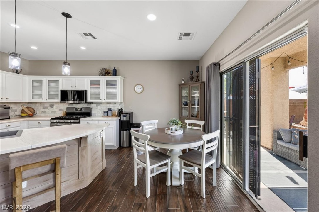 10661 Shelter Hill Court Las Vegas NV 89129