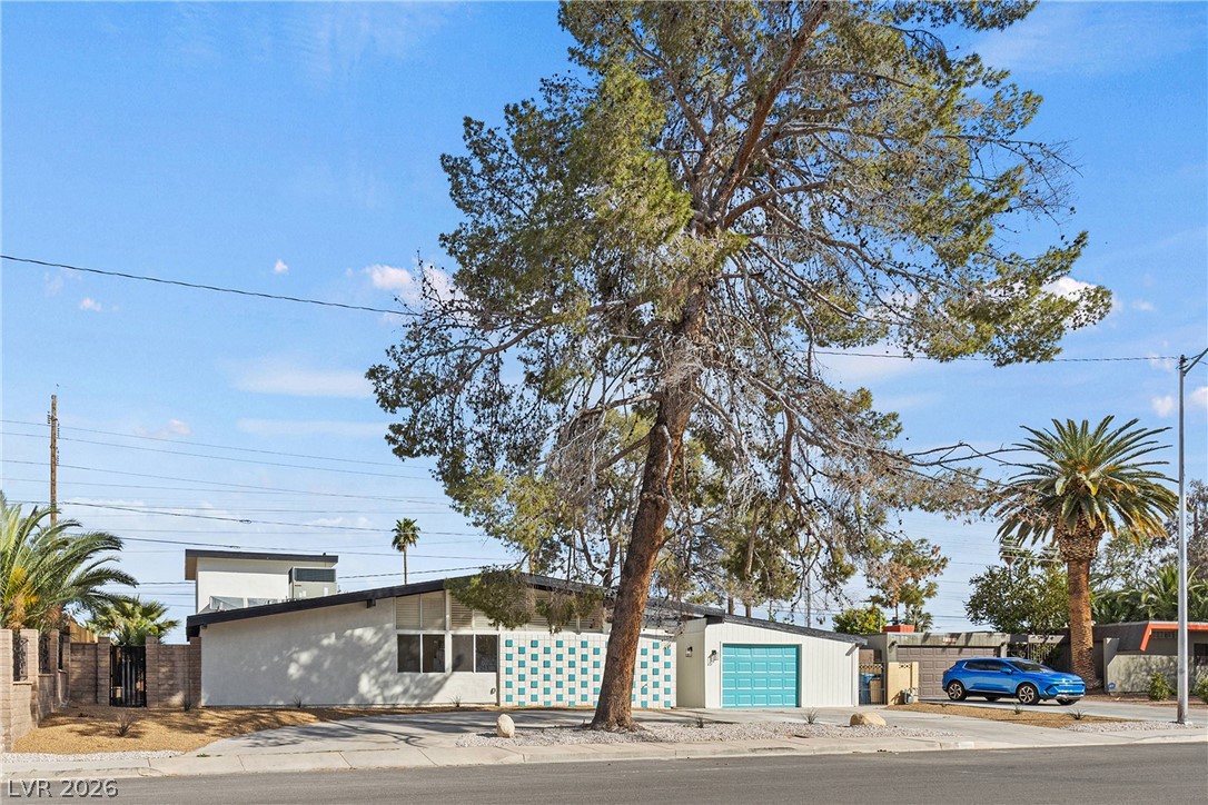 3368 Nahatan Way Las Vegas NV 89169