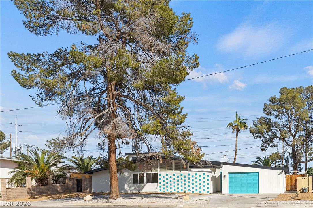 3368 Nahatan Way Las Vegas NV 89169