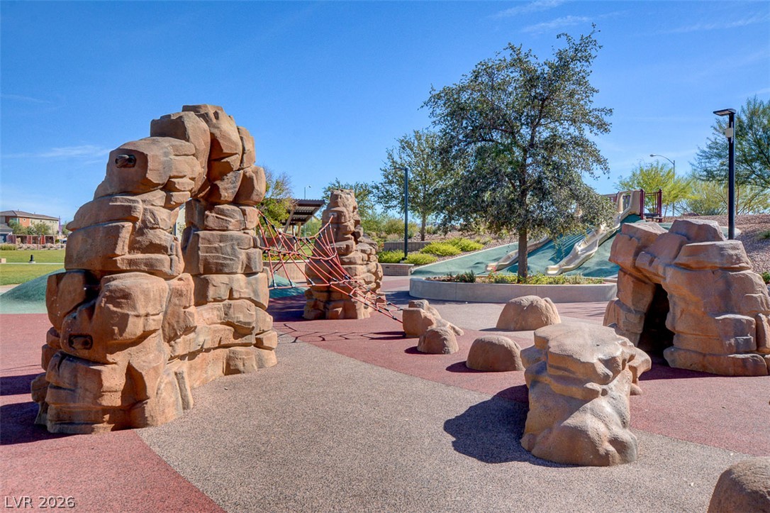 340 Larksong Avenue Henderson NV 89011