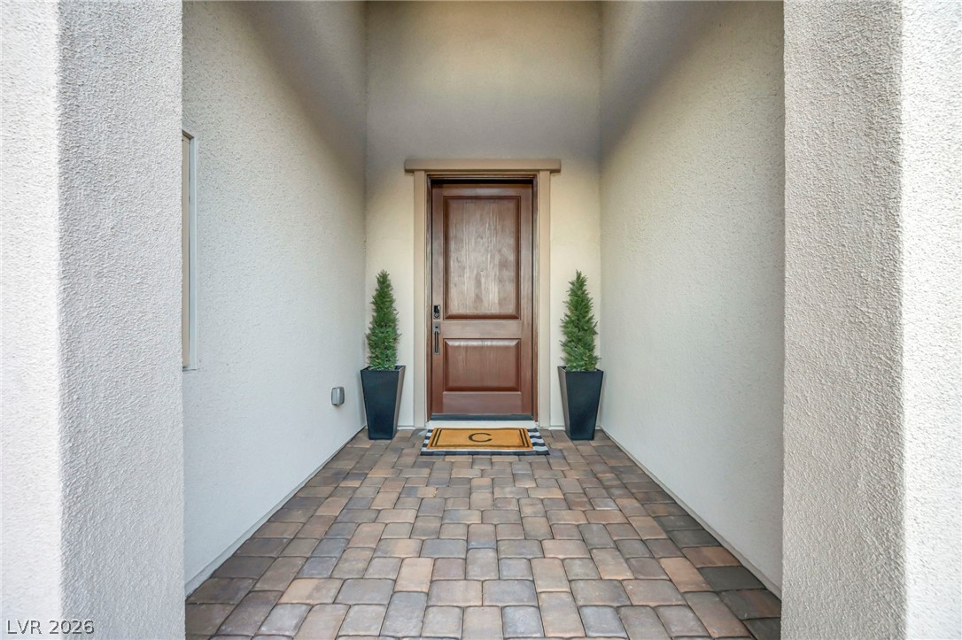 253 Robledo Street Las Vegas NV 89138