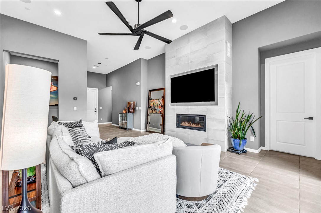 253 Robledo Street Las Vegas NV 89138