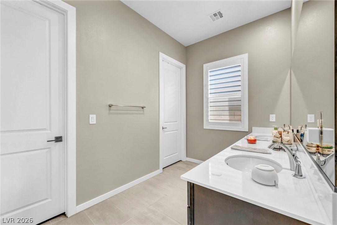 253 Robledo Street Las Vegas NV 89138