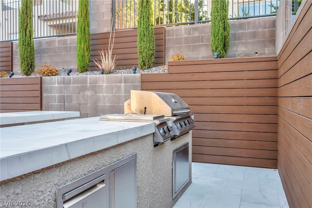 253 Robledo Street Las Vegas NV 89138