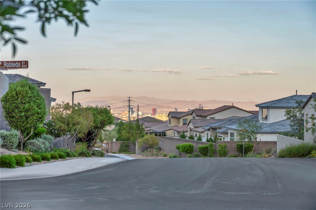 253 Robledo Street Las Vegas NV 89138