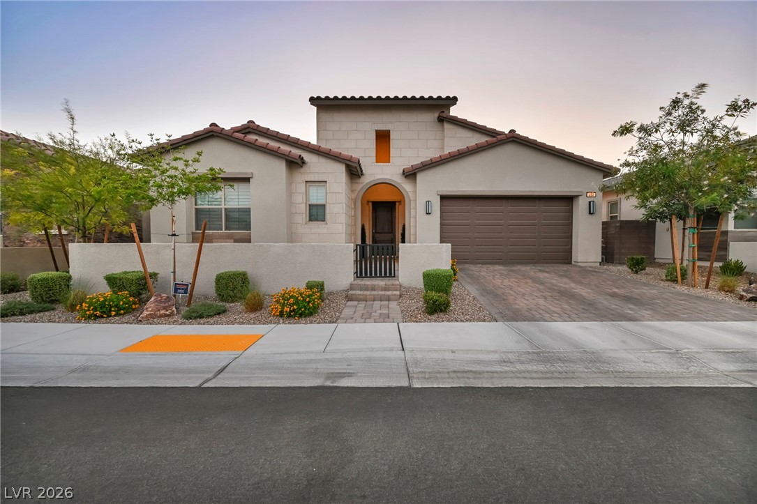 253 Robledo Street Las Vegas NV 89138