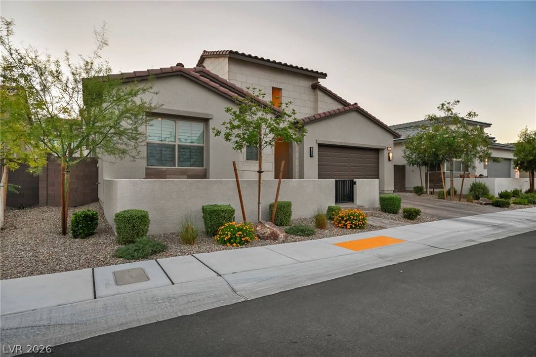 253 Robledo Street Las Vegas NV 89138