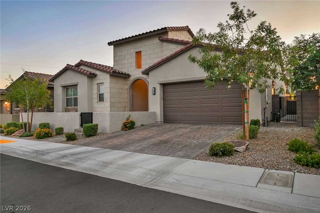 253 Robledo Street Las Vegas NV 89138