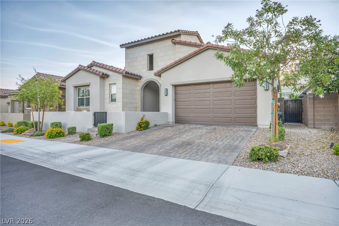 253 Robledo Street Las Vegas NV 89138