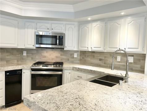 2633 Golden Sands Drive Las Vegas NV 89128