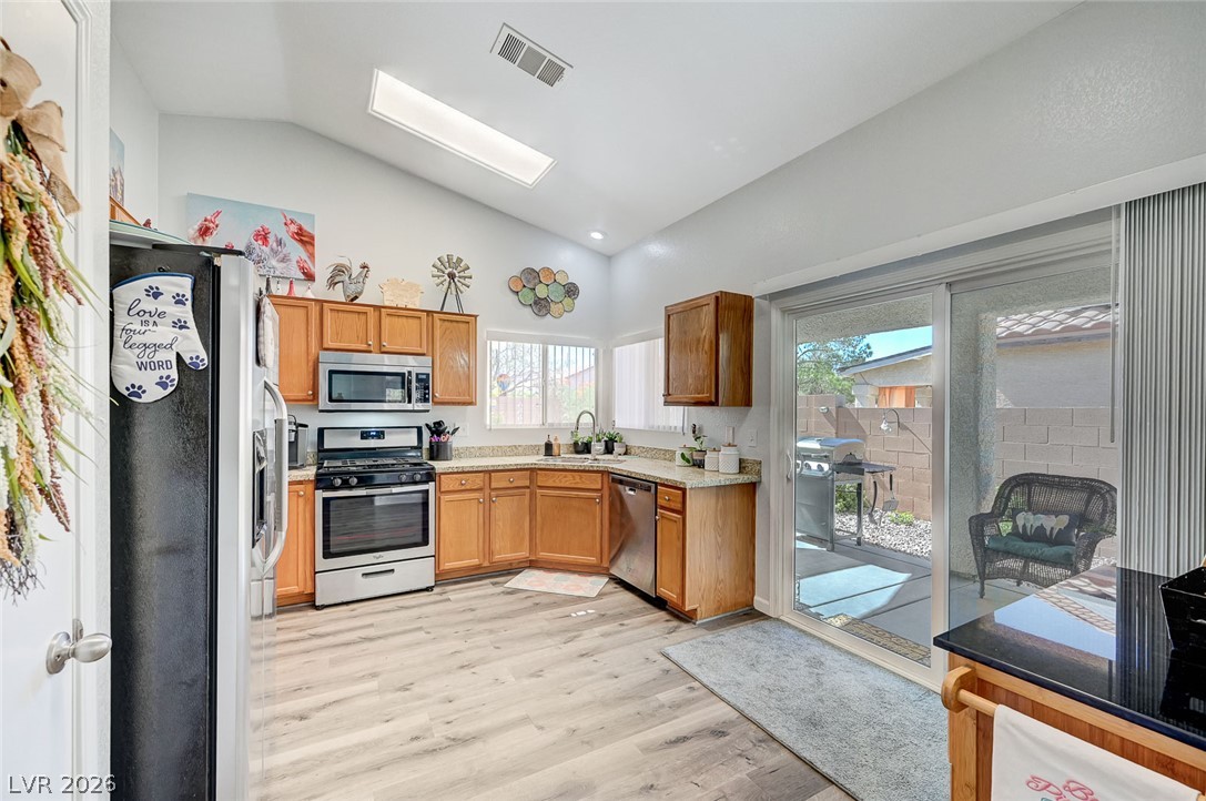 961 Adobe Flat Drive Henderson NV 89011
