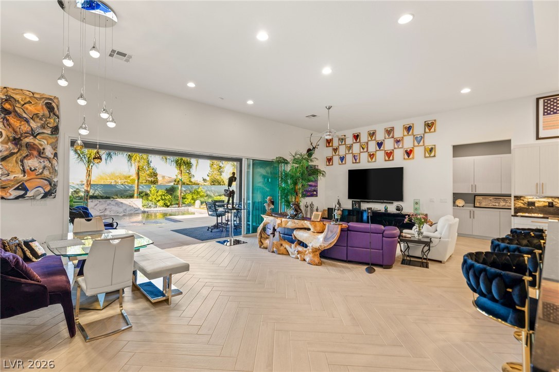 8767 South Tenaya Way Las Vegas NV 89113