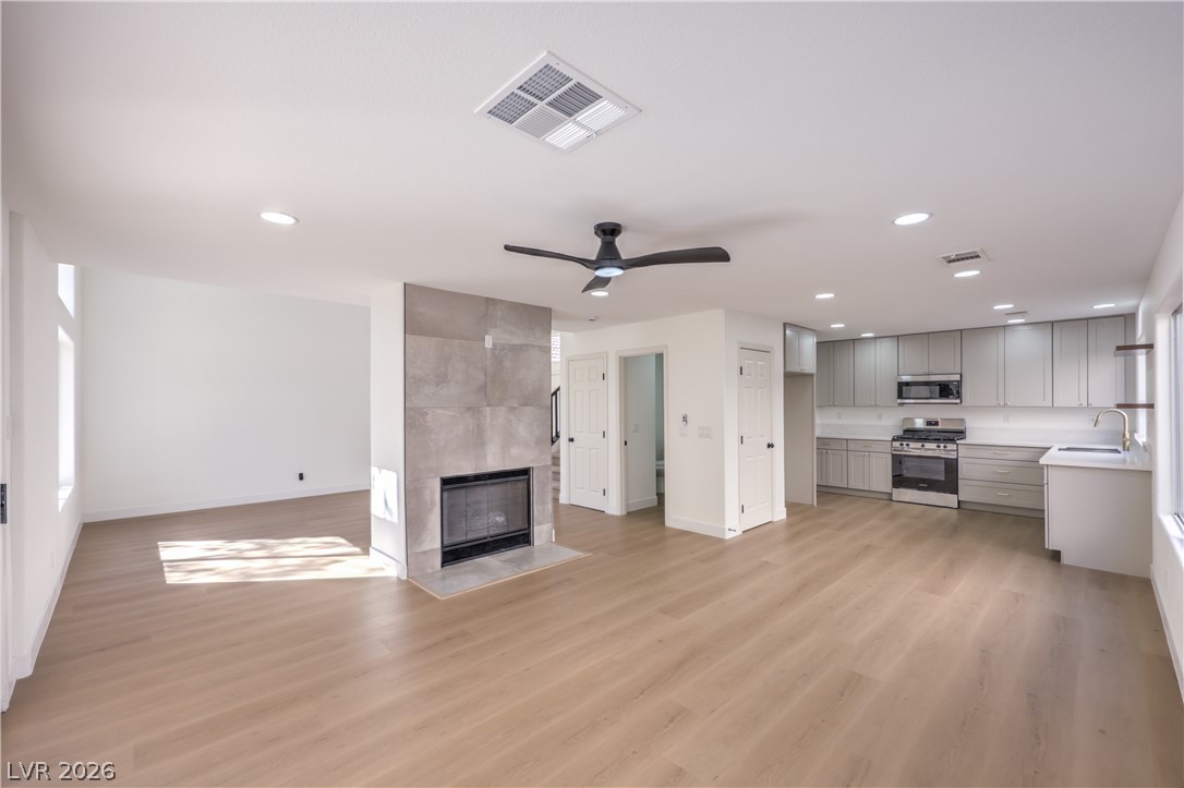 8372 Lexford Street Las Vegas NV 89123