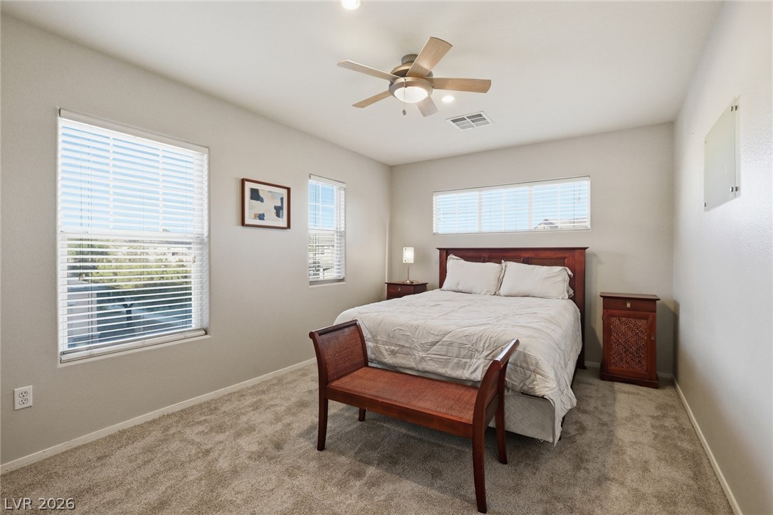 5633 Clarendon Lane North Las Vegas NV 89081
